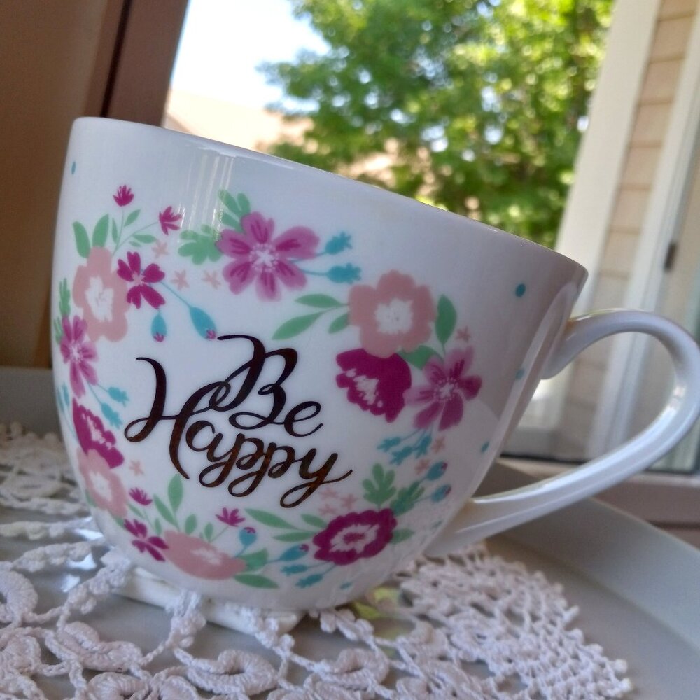 Portobello by Design Coffee/Tea "Be happy" Mug 20 oz